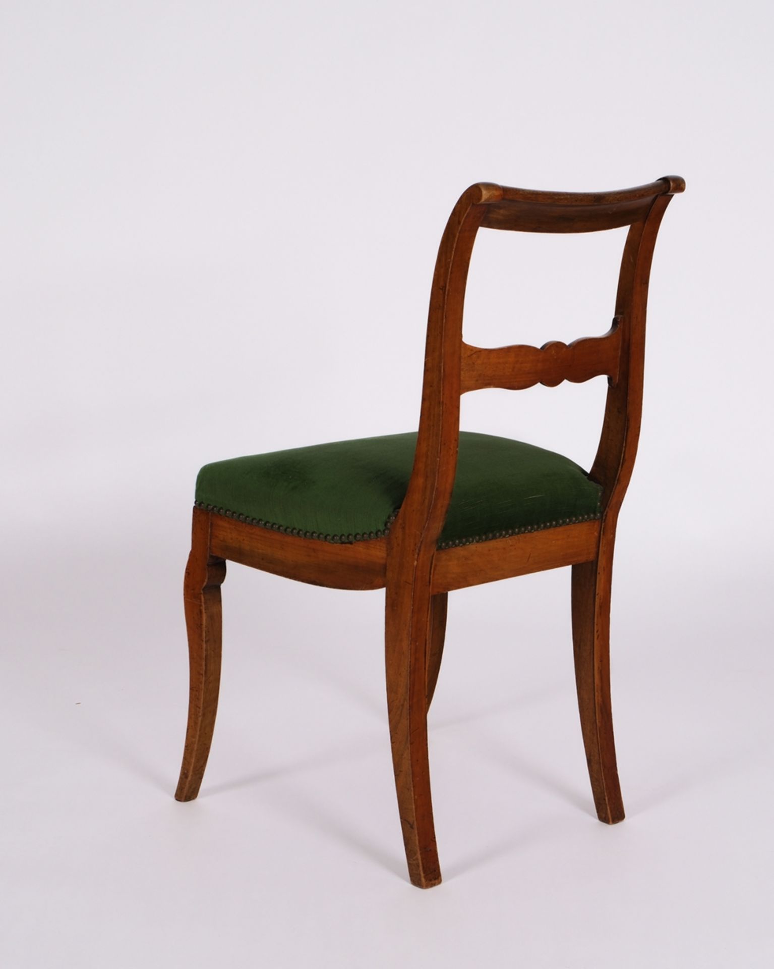 Satz von 6 Stühlen, Biedermeier, 1. Drittel 19. Jh., Lehndekor mit zentralem Medaillon, Säbelbeine, - Bild 5 aus 5