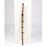 Wakizashi, Japan, um 1900, Meiji, einschneidige Eisenklinge, Griff und Scheide mit figürlich verzie