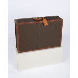 Vintage-Koffer Louis Vuitton, "Alzer 70", Frankreich, Monogram Canvas, Schloss und Beschläge in Mes