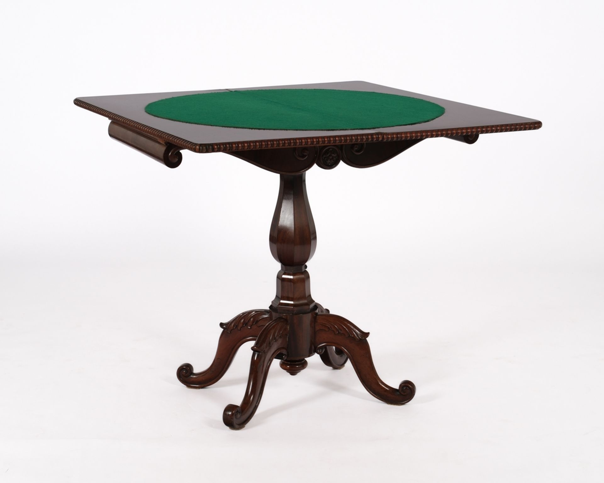 Spieltisch, norddeutsch, um 1900, Mahagoni, Platte klapp- und drehbar, innen mit grünem Filz, Fries - Bild 5 aus 7