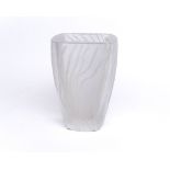 Vase, "Yasna", Lalique, farbloses Glas, teils mattiert, vierseitig, abstrakter Liniendekor, Vierpas