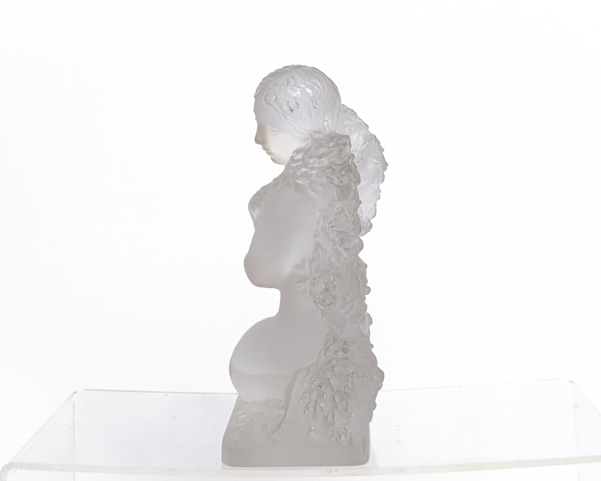 Glasfigur, "Hiver surtot quatre saisons", Lalique, farbloses Glas, teils mattiert, frierender weibl - Bild 4 aus 6