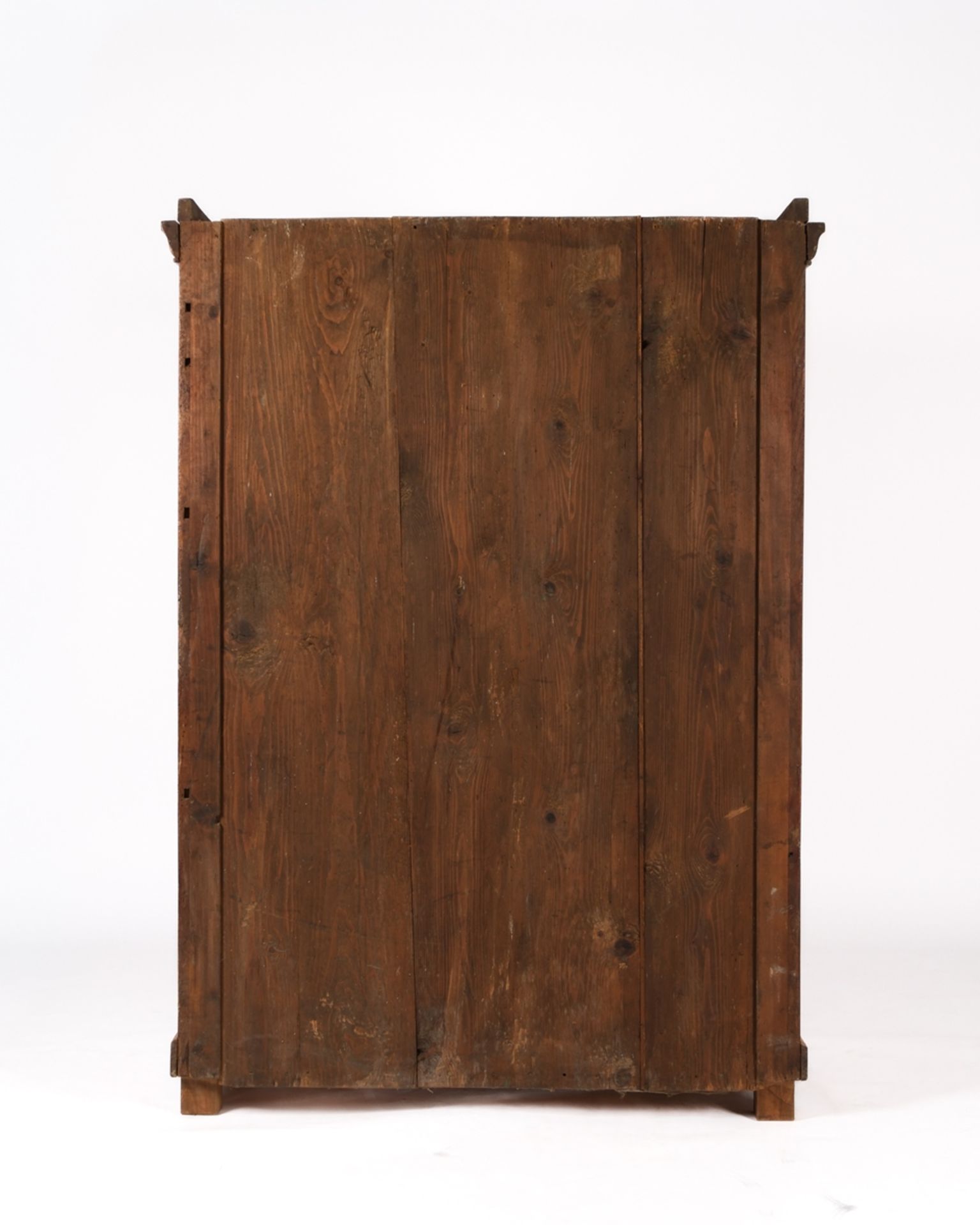 Biedermeierschrank, süddt., um 1825, Kirschbaum massiv, niedriger zweitüriger Korpus mit vorkragend - Bild 5 aus 5