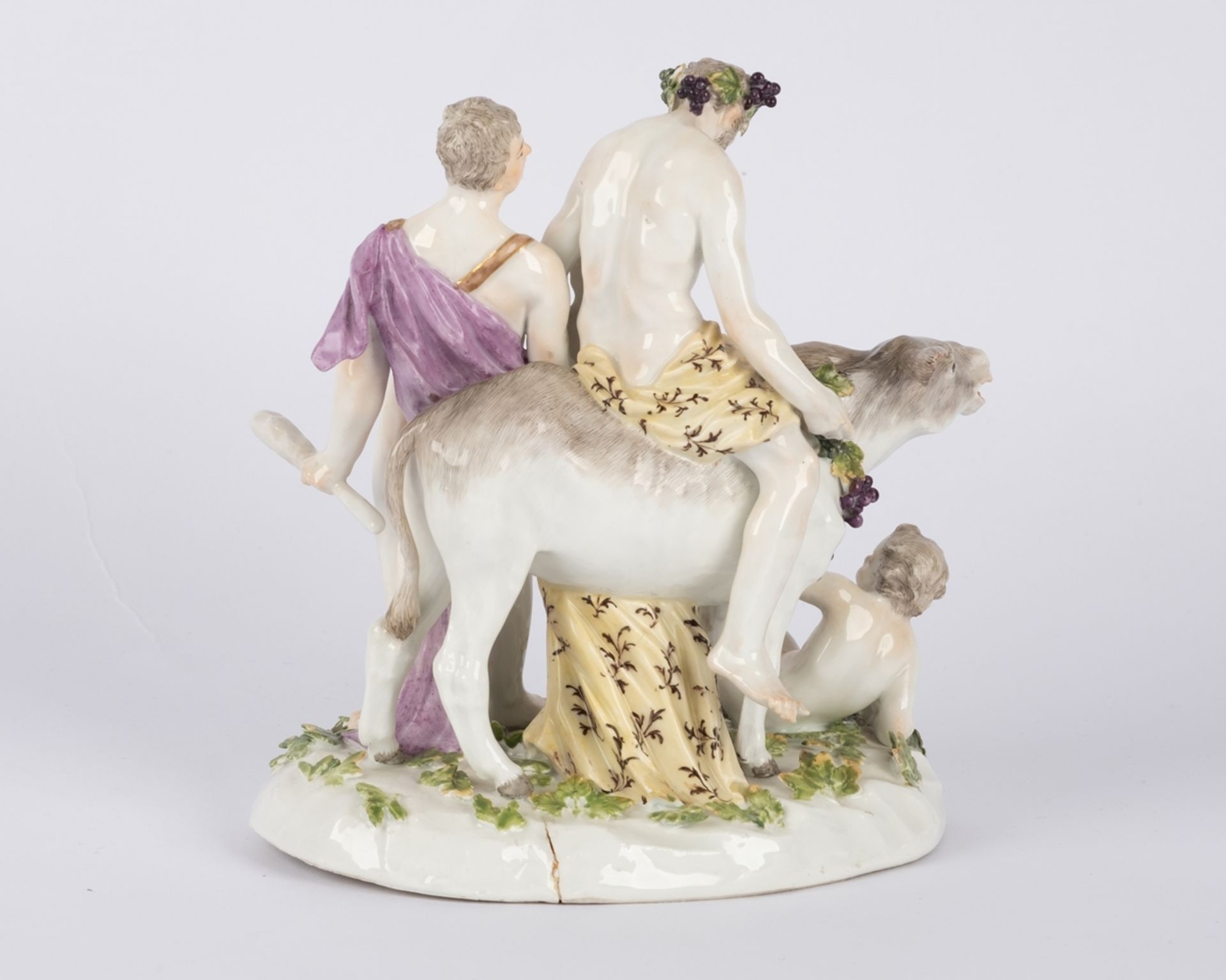 Porzellangruppe, "Der trunkene Silen", Meissen, Schwertermarke, um 1770, polychrom und goldstaffier - Bild 6 aus 8