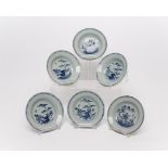 6 Schalen, China, Qianlong, 1736-1795, Porzellan, verschiedene blau-weiße Dekore, 1x wandernder Gel