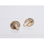 Paar Ohrstecker, Atelierarbeit, 18kt Gelbgold/ 925 Silber, Barockperlen, wohl Saphire