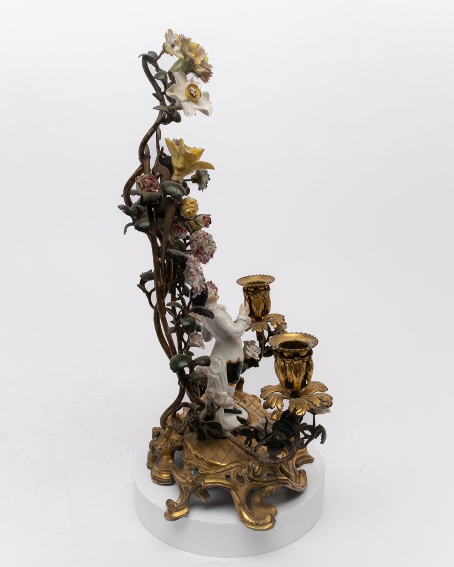 Kerzenleuchter, wohl Frankreich, 19./20. Jh., Bronze, vergoldet, Metall, zweiflammig, unter Verwend - Bild 2 aus 5