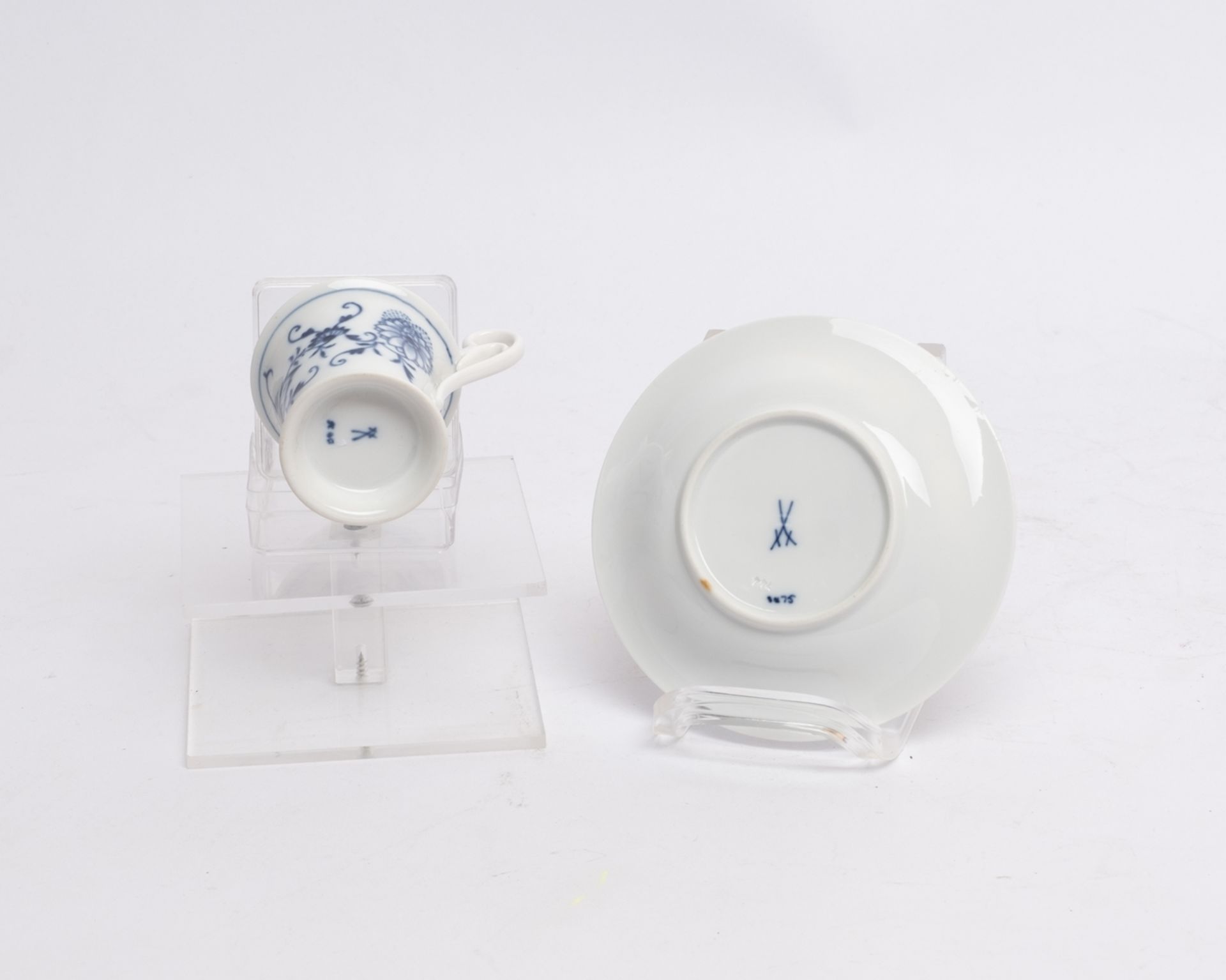 Konvolut 6 Mokkatassen mit Untertassen, Meissen, Schwertermarke, 19./20. Jh., 1./2. Wahl, verschied - Bild 6 aus 13