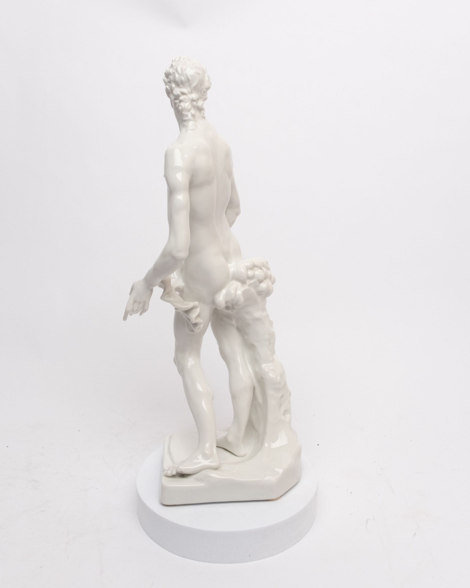 2 Porzellanfiguren, "Apollo", "Daphne", KPM Berlin, Weißporzellan, Modellentwurf von Paul Scheurich - Bild 4 aus 11