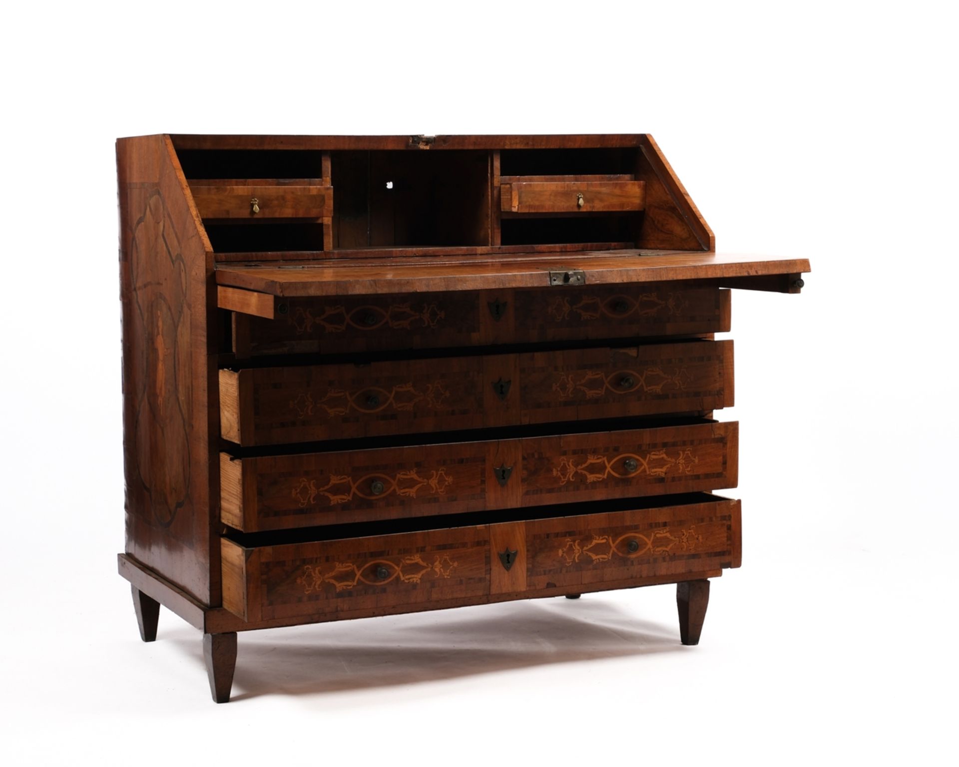 Barocker Schrägklappensekretär, vermutlich norddt., 2. Hälfte 18. Jh., Nussbaum u.a. furniert auf W - Bild 3 aus 8