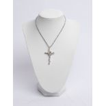 Anhänger Kruzifix, 14kt Weißgold, 48 Brillanten, an Silberkette, ca. 9.4 g