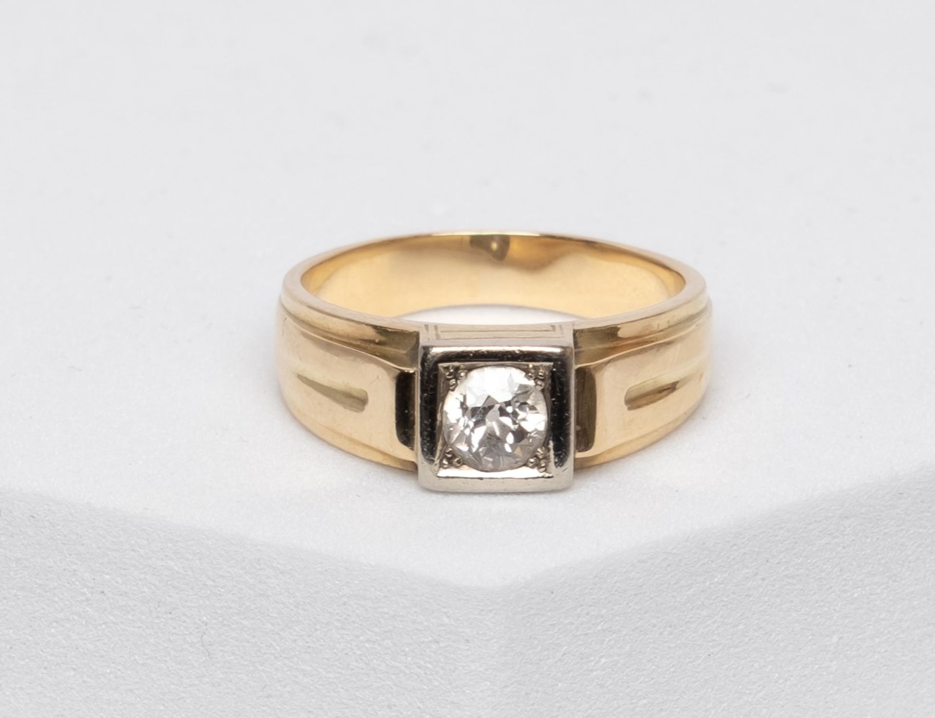 Solitär-Ring, 14kt Gelbgold, 1 Altschliffdiamant ca. 0.50 ct., 7.5 g, RM 56