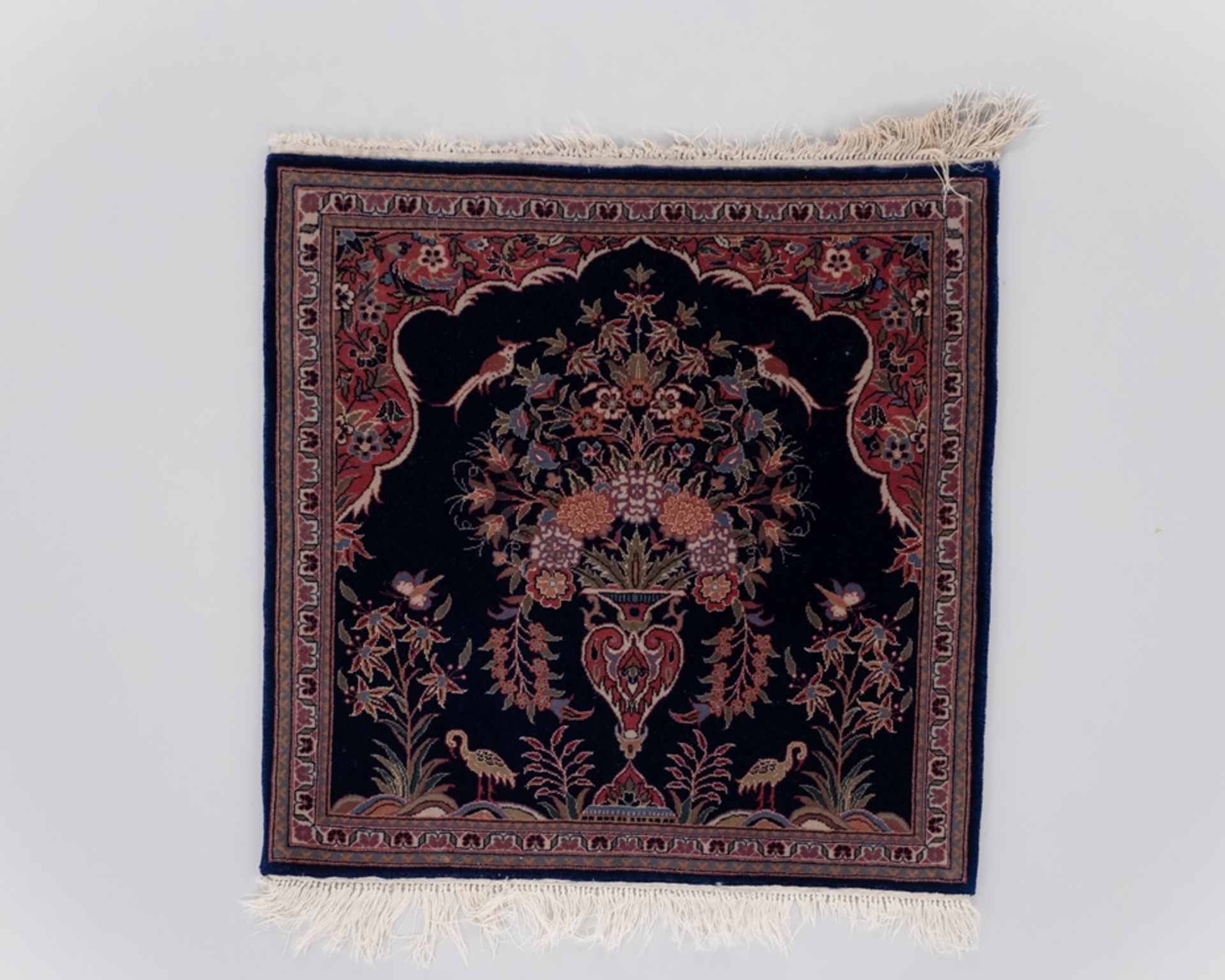 Kork-Keschan, mit Seide, Iran, alt, sehr feine Knüpfung, ca. 0.58 x 0.48 m