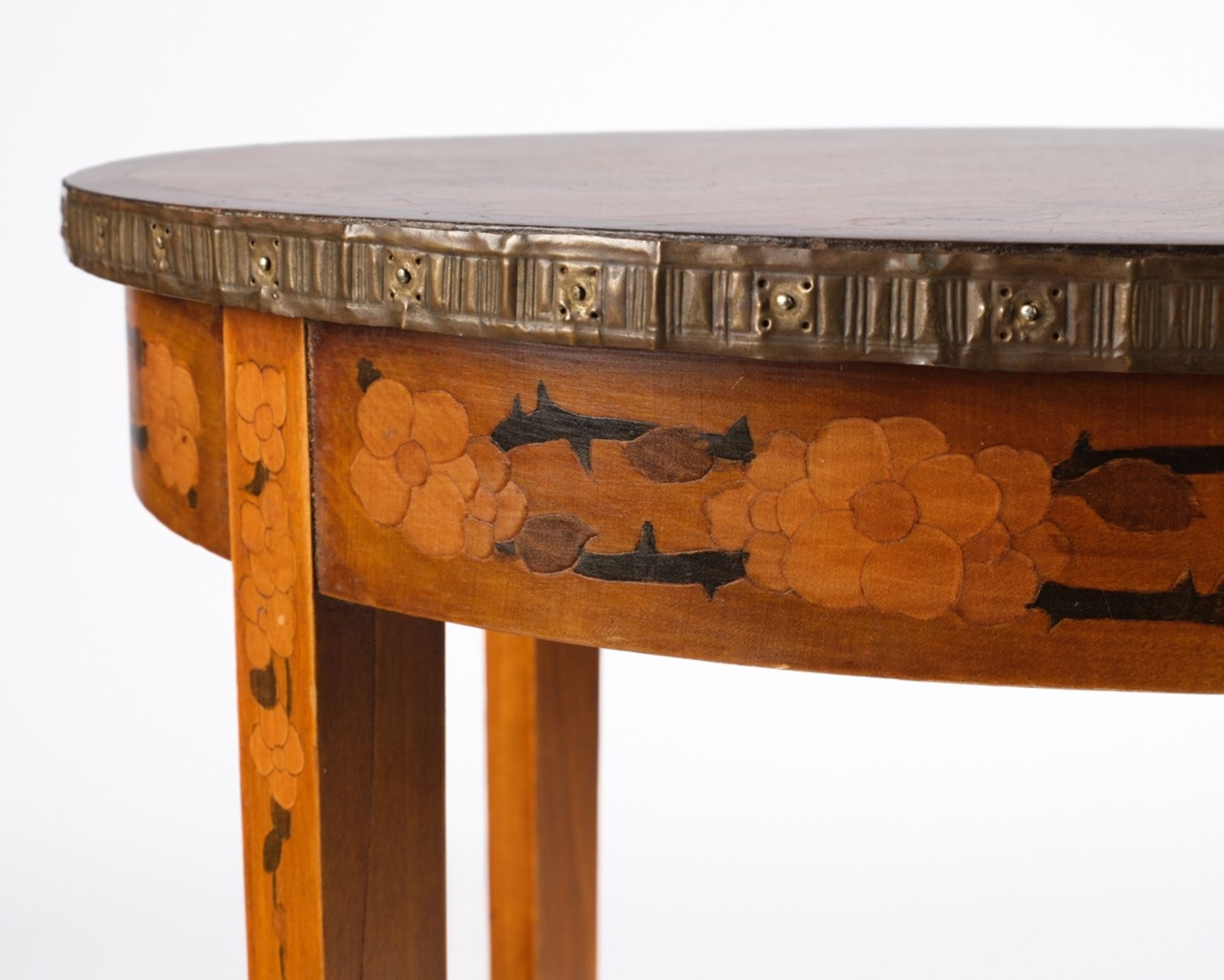 Runder Beistelltisch, Jugendstil, 1. Viertel 20. Jh., signiert A. Heitz, runde Platte auf vier koni - Bild 6 aus 6