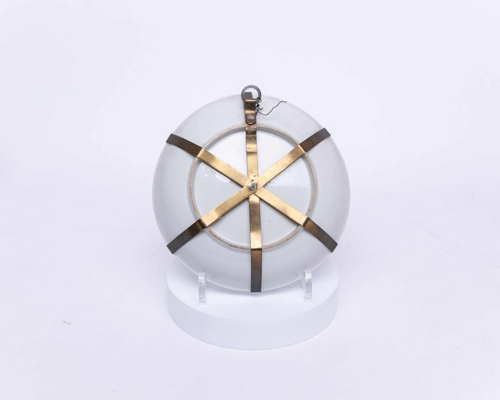 4 Teller, China, 19. Jh., Porzellan, famille rose, verschiedene Blütendekore, 3x am Boden umseitig  - Bild 3 aus 7