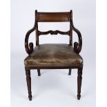 Armlehnstuhl / Carver, England, um 1830, ergänzter Polsterbezug patiniert, H. 83.5 cm