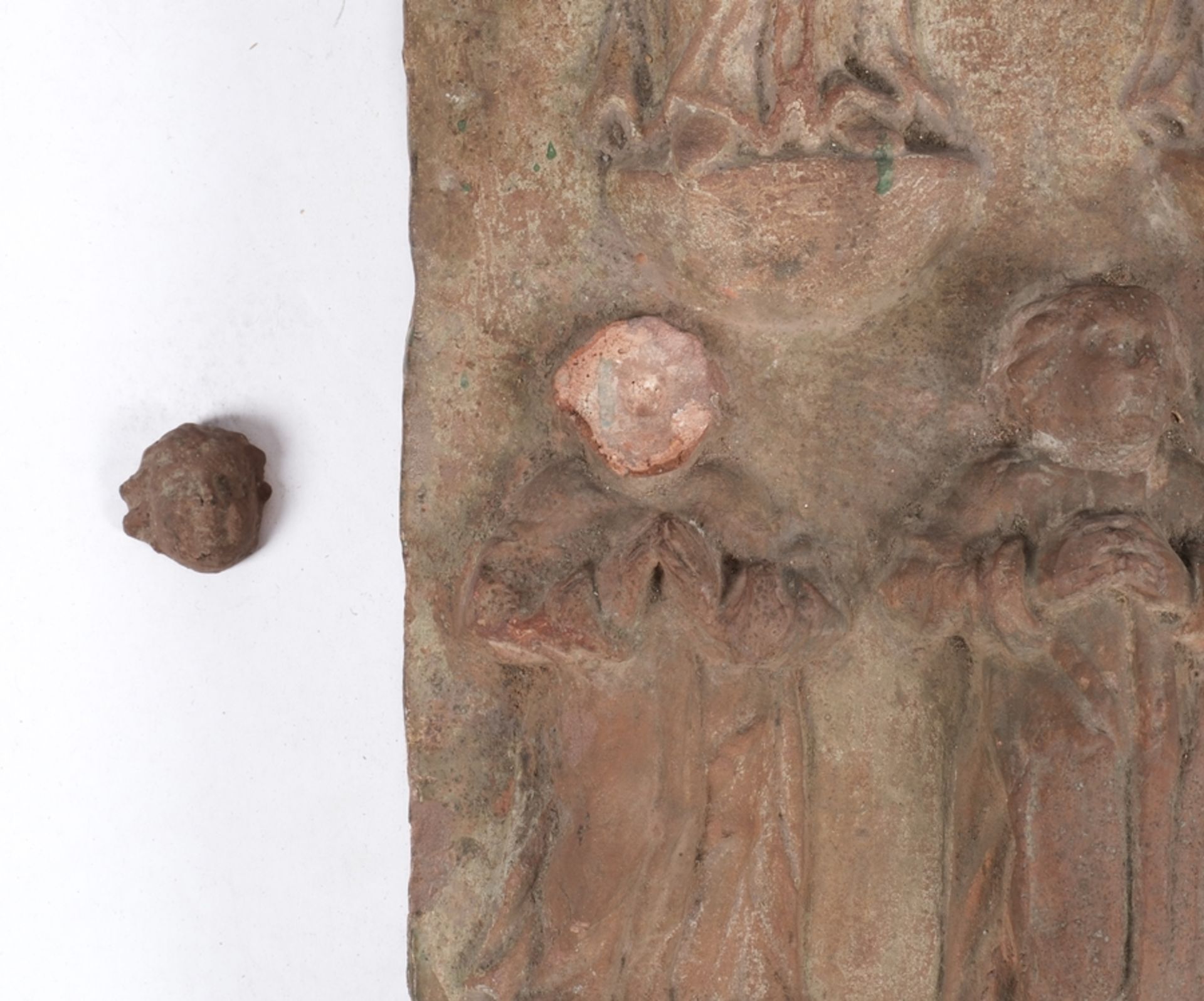 "Christus umgeben von den vierzehn Nothelfern", Relief, wohl Teil eines Epitaphs, roter (pfälzer?)  - Bild 2 aus 4