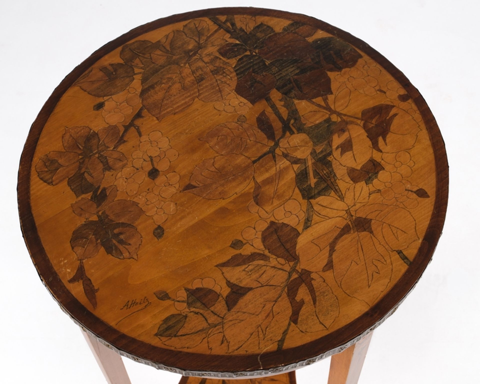 Runder Beistelltisch, Jugendstil, 1. Viertel 20. Jh., signiert A. Heitz, runde Platte auf vier koni - Bild 4 aus 6