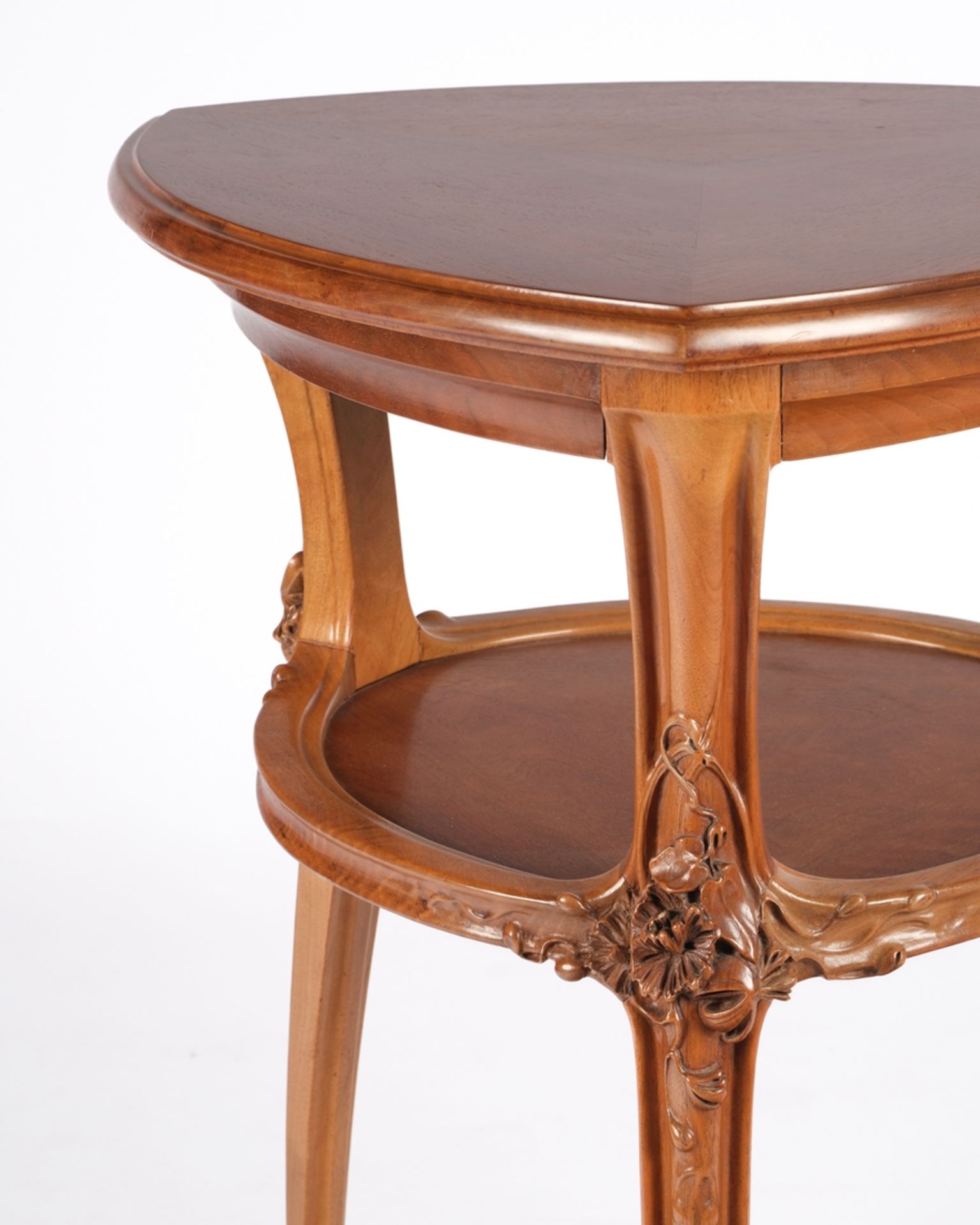 Guéridon von Louis Majorelle (1859 - 1926), Jugendstil, Nancy, um 1910, Nussbaum massiv und furnier - Bild 3 aus 3