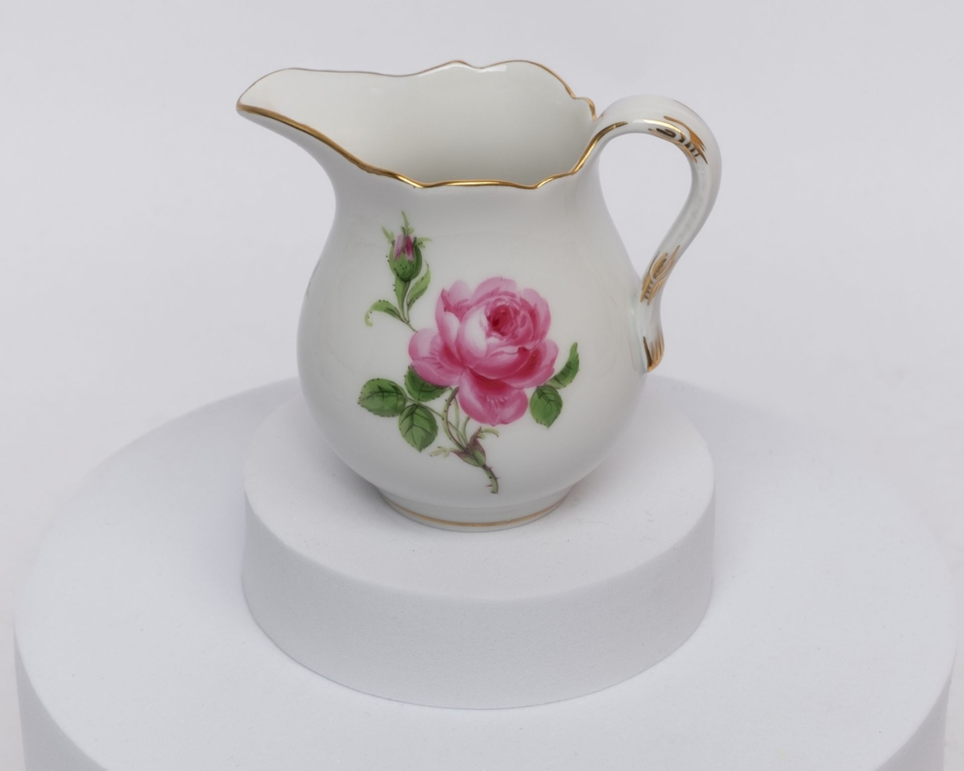 Mokkaservice, 25-tlg., Meissen, Schwertermarke, 2. Wahl, rote Rose, Goldrand: Mokkakanne (Deckelkno - Bild 17 aus 24
