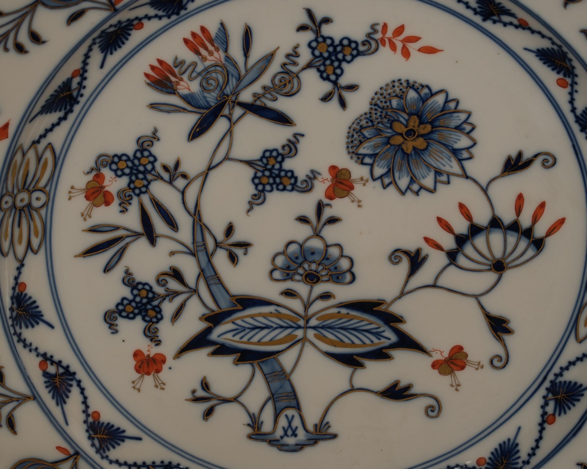 Speiseservice, 53-tlg., Meissen, Schwertermarke, 19./20. Jh., 1./2. Wahl, Zwiebelmuster, rot- und g - Bild 4 aus 5