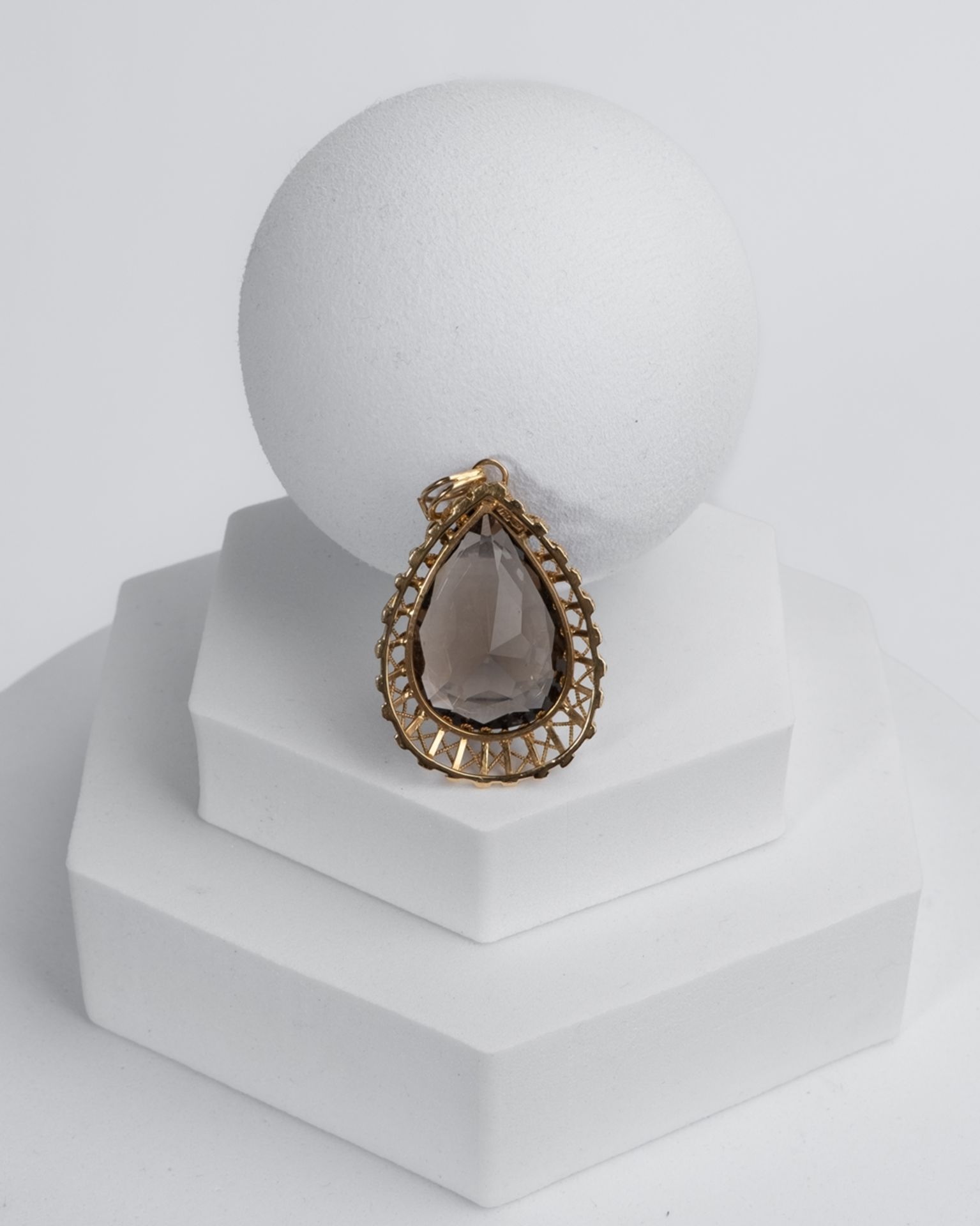 Anhänger, 18kt Gelbgold, Rauchquarztropfen ca. 32.0 ct., ca. 12.6 g - Bild 2 aus 2