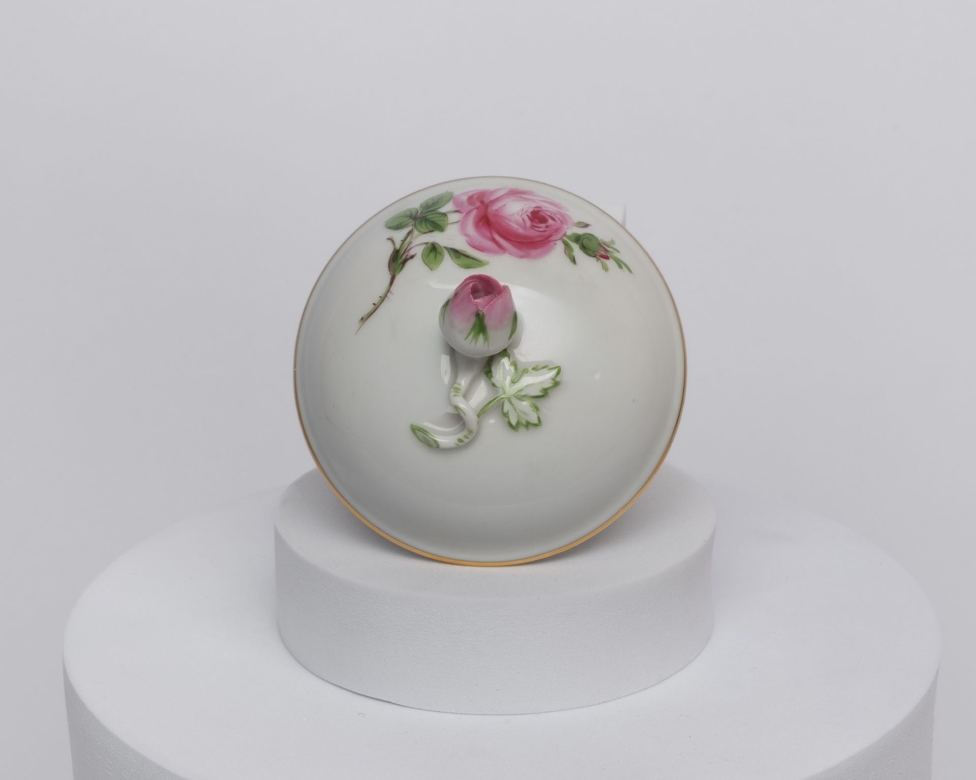 Mokkaservice, 16-tlg., Meissen, Schwertermarke, 1./2. Wahl, rote Rose, meist Goldrand: Mokkakanne ( - Bild 3 aus 14