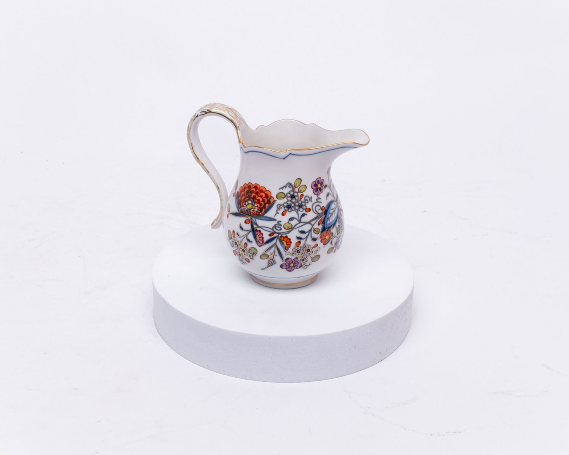 Kaffeeserviceteile, 11-tlg., Meissen, Schwertermarke, 1./2. Wahl, Zwiebelmuster, bunt, Goldrand: Ka - Bild 8 aus 13