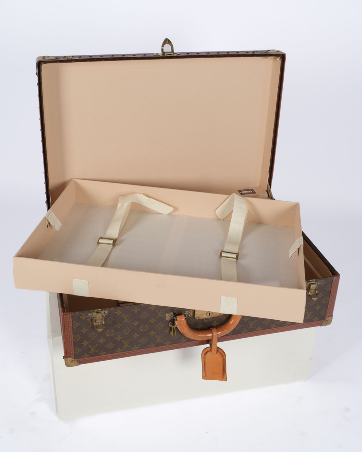 Vintage-Koffer Louis Vuitton, "Alzer 70", Frankreich, Monogram Canvas, Schloss und Beschläge in Mes - Bild 4 aus 6