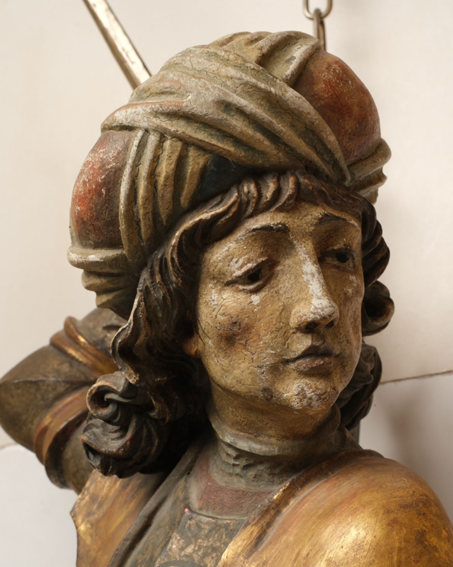 "Hl. Georg mit dem Drachen", Oberammergau 20. Jahrhundert, Holz, vollrund geschnitzt, farbig gefass - Bild 2 aus 3