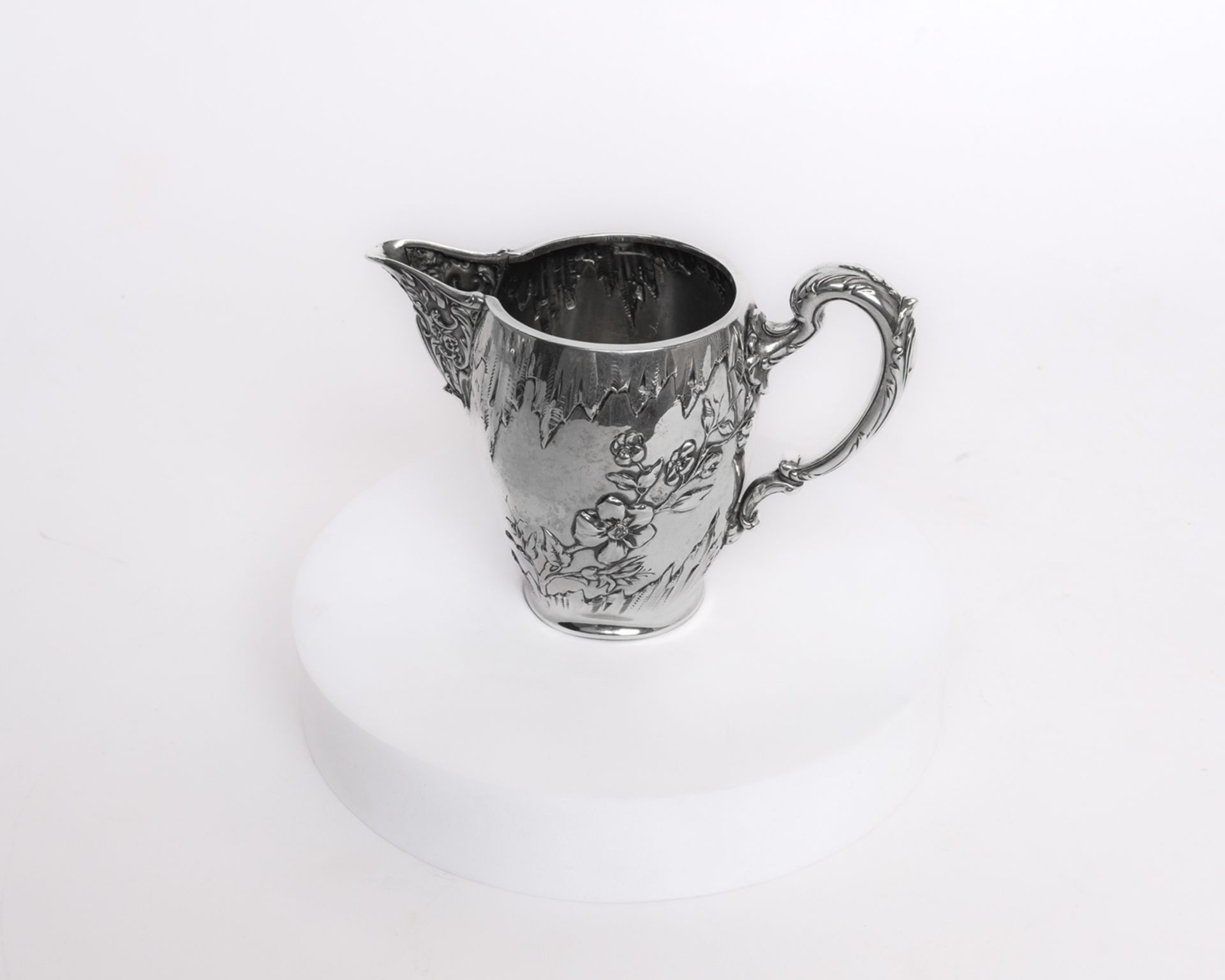 Teekanne, Sahnegießer, Zuckerdose, Tablett, Silber 800, Wilkens, teils innen vergoldet, gelappt und - Bild 4 aus 5