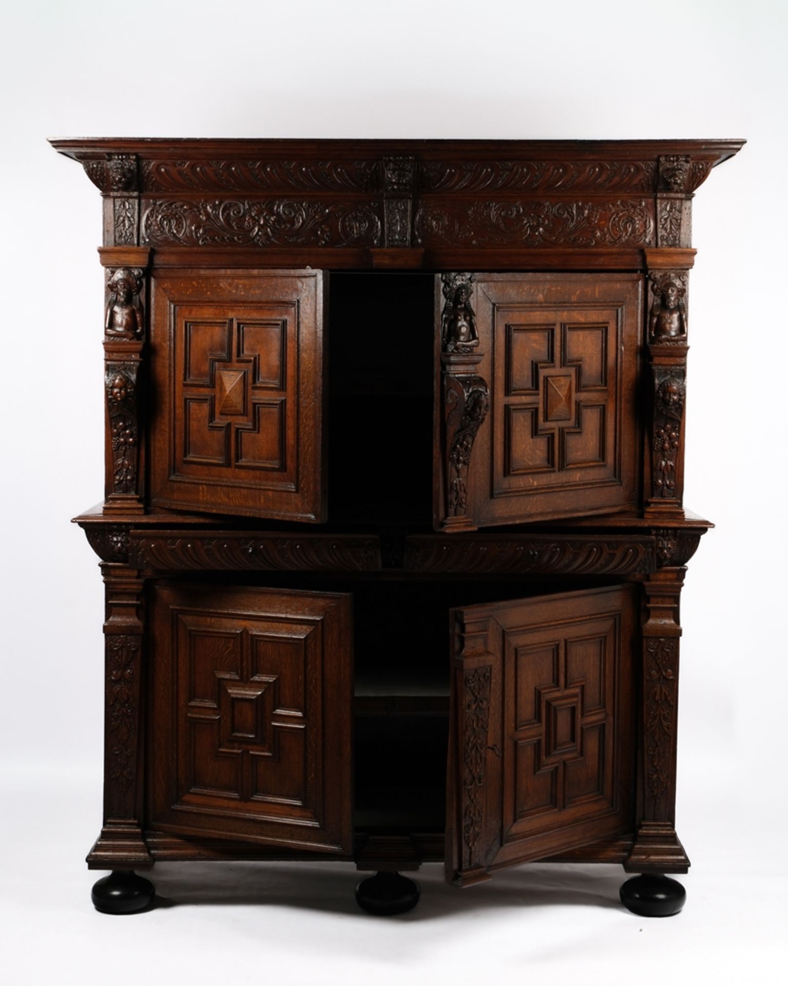 Flämischer Aufsatzschrank der Spätrenaissance, 2. Hälfte 17. Jh., Eiche, zweiteiliges Möbel im Ober - Bild 3 aus 4