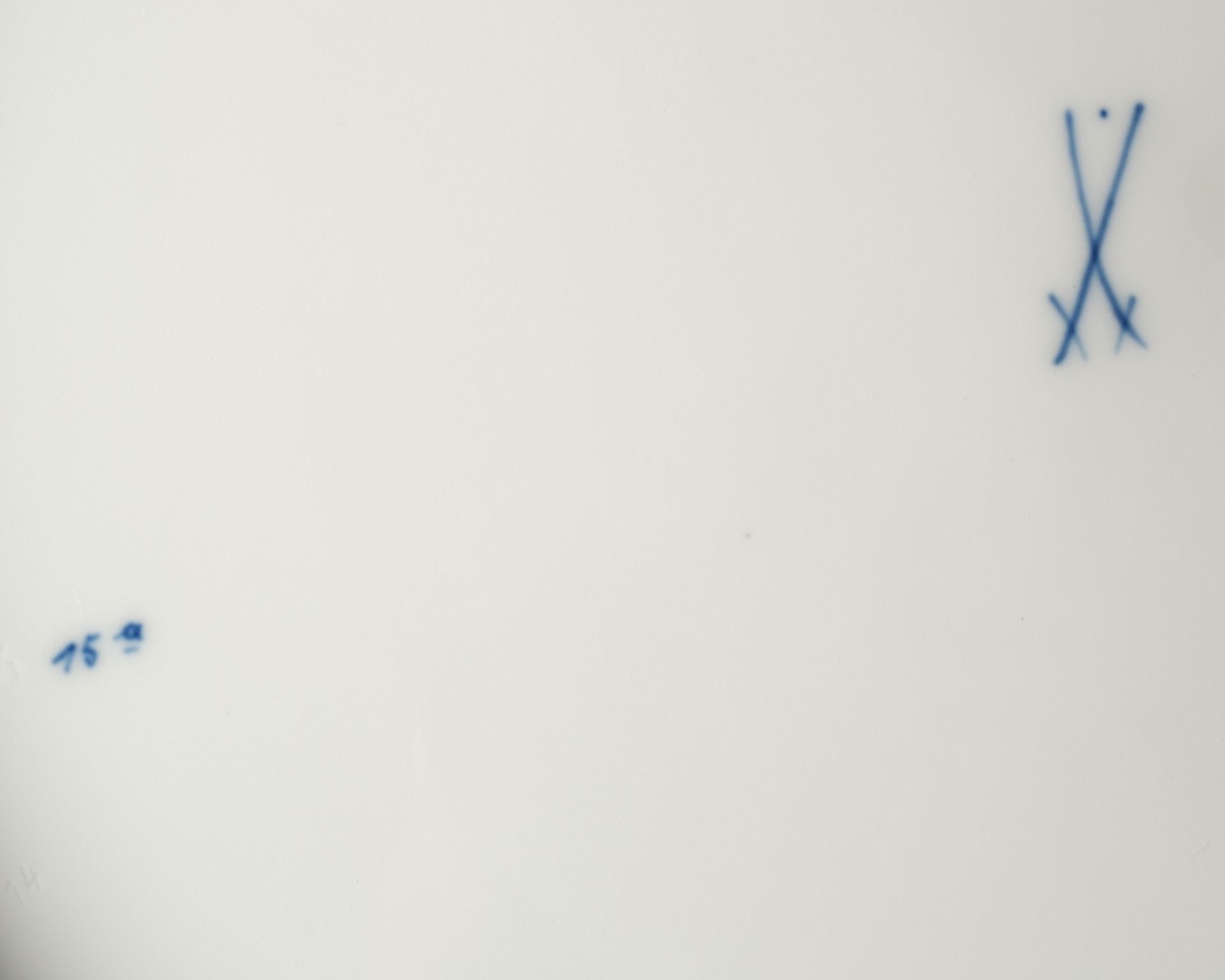 Service, 127-tlg., Meissen, Schwertermarke, meist 20. Jh., 1./2. Wahl, Weinlaub: 11 Vorspeiseteller - Bild 2 aus 2