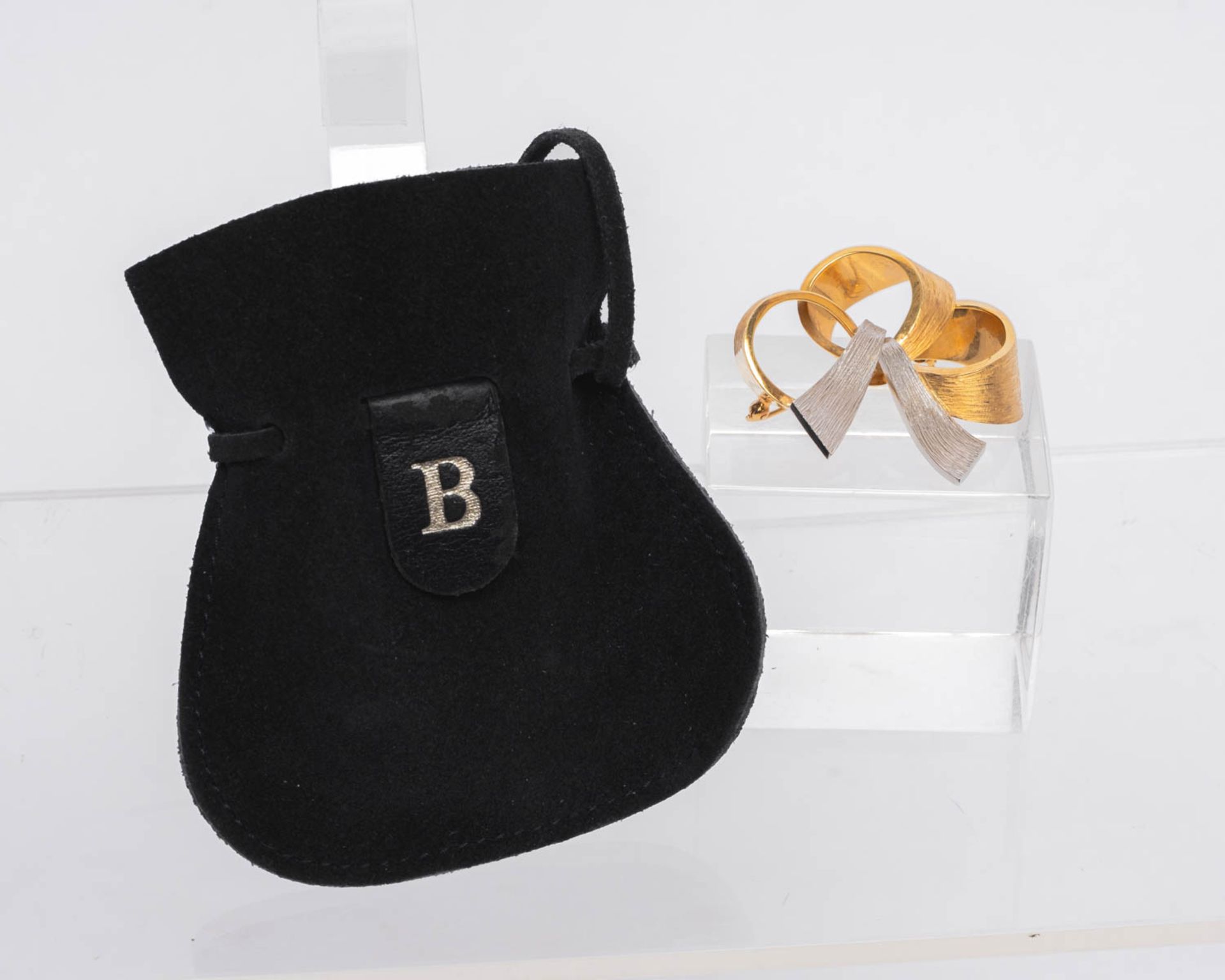 Schleifenbrosche, 18kt Gelbgold/ Weißgold, ca. 12.7 g