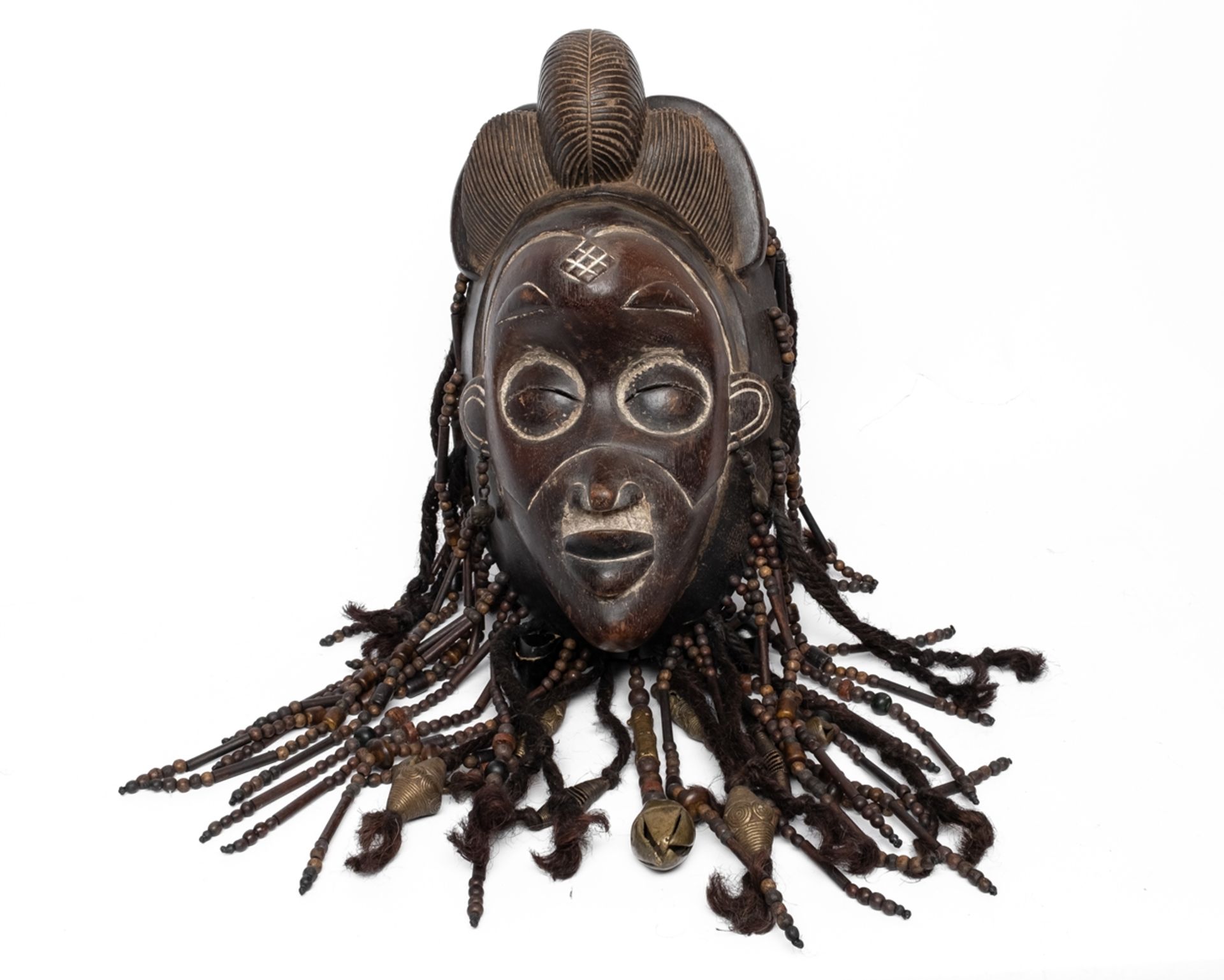 Konvolut 4 Tanzmasken, Baule, Elfenbeinküste, Puno, Gabun, Afrika, Holz, in Brauntönen verschieden  - Bild 2 aus 9