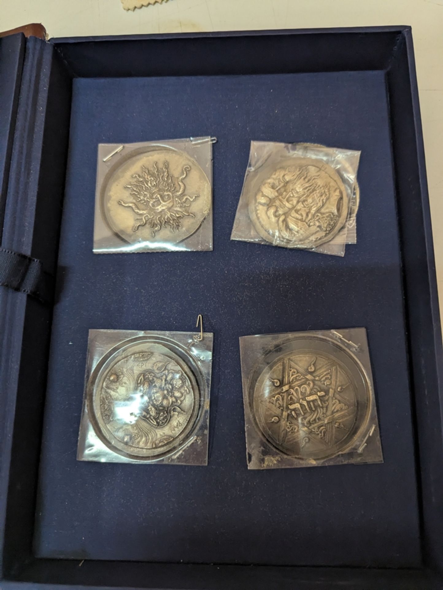 12 Medaillen, "Ernst Fuchs - Aus dem Alten Testament", Silber 925, Österreich, 1976, Ernst Fuchs (1 - Bild 4 aus 4