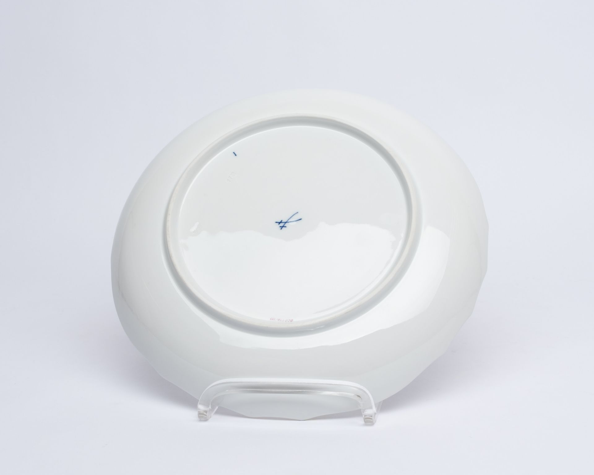 6 Kaffeegedecke, Gebäckplatte, Meissen, Schwertermarke, 1./meist 2. Wahl, rote Rose, Goldrand, 6.5  - Bild 7 aus 7