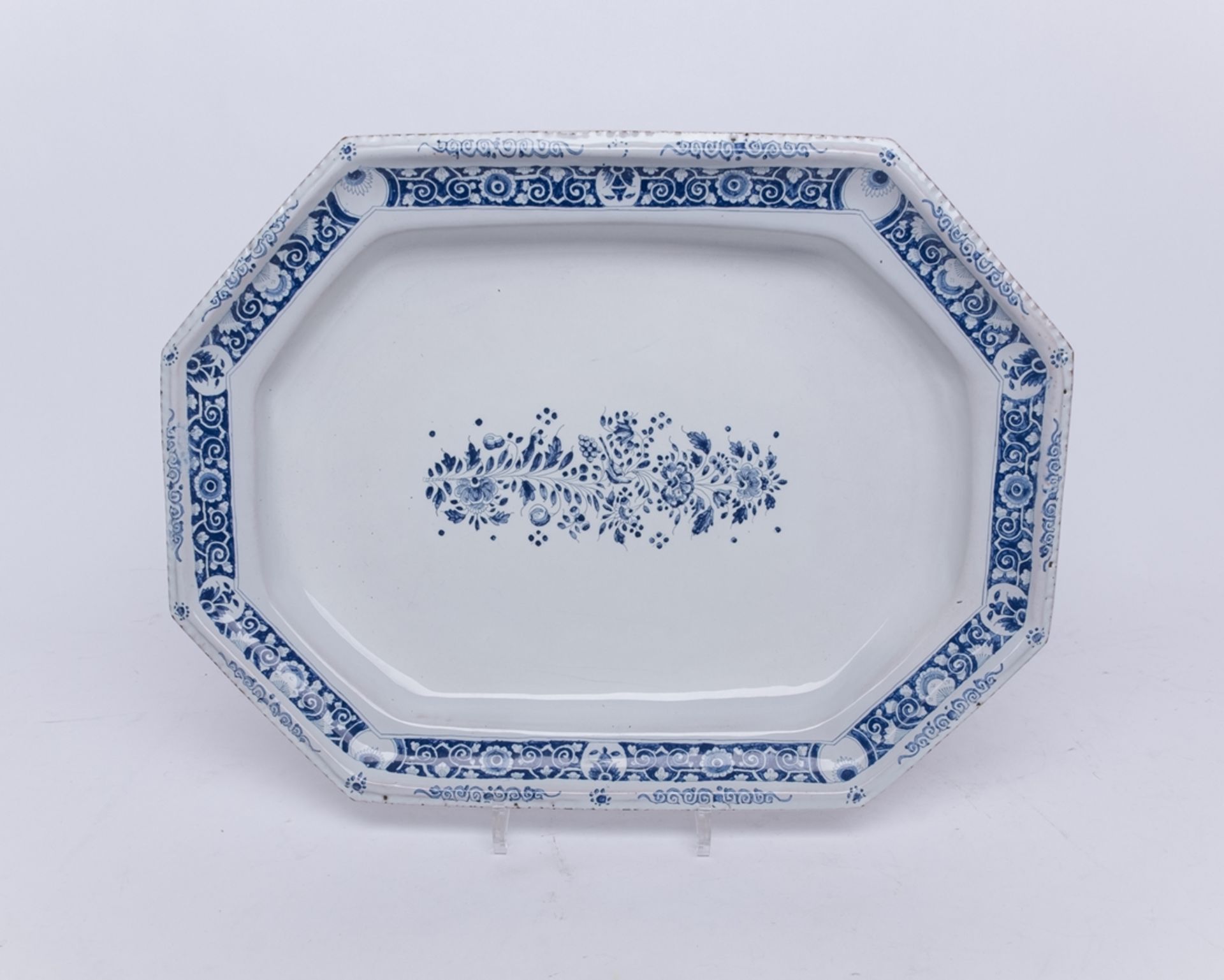 Vorlegeplatte, Teller, Straßburg, um 1721-1754, Charles François, Paul oder Balthazar Hannong, Faye - Bild 2 aus 5