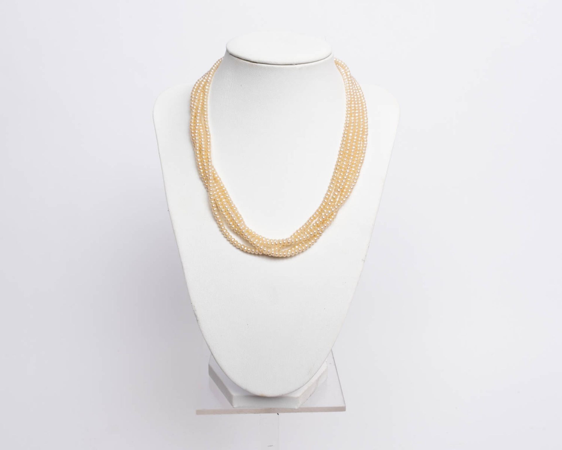 Perlenkette, 5 Stränge, Perlen ø 3.5 mm, Verschluss 18kt Gelbgold, Schöffel, ca. 41 cm lang