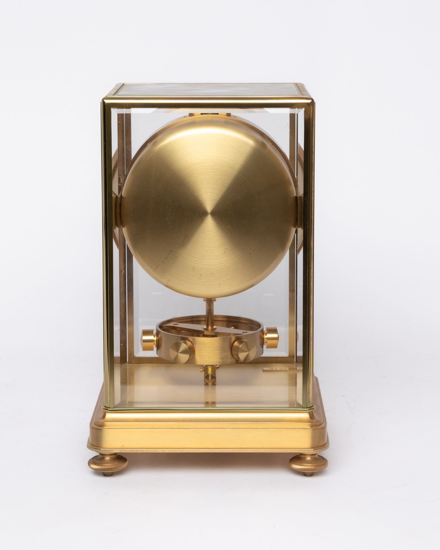 Tischuhr, "Atmos Prestige", Jaeger LeCoultre, Schweiz, 1980er Jahre, auf Plakette nummeriert 1576 ( - Bild 3 aus 4