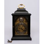 Bracket Clock, London, 1. Hälfte 18. Jh., sign. "Markwick Londini", ebonisertes Gehäuse allseitig v