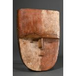 Aduma Maske, Gabun, abstrakte Form in stark reduzierter Formensprache mit zylindrischer Nase und kl