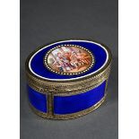 Schnupftabakdose mit punziertem Ornamentdekor und runder Reserve mit antikisierender Darstellung "A