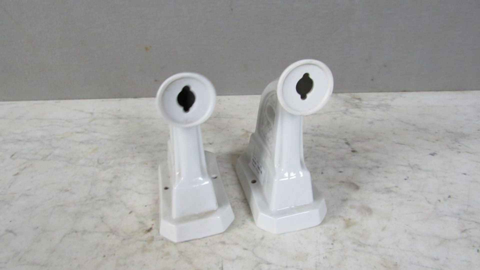 Zwei Porzellan Wandleuchten Jugendstil - Bild 2 aus 5