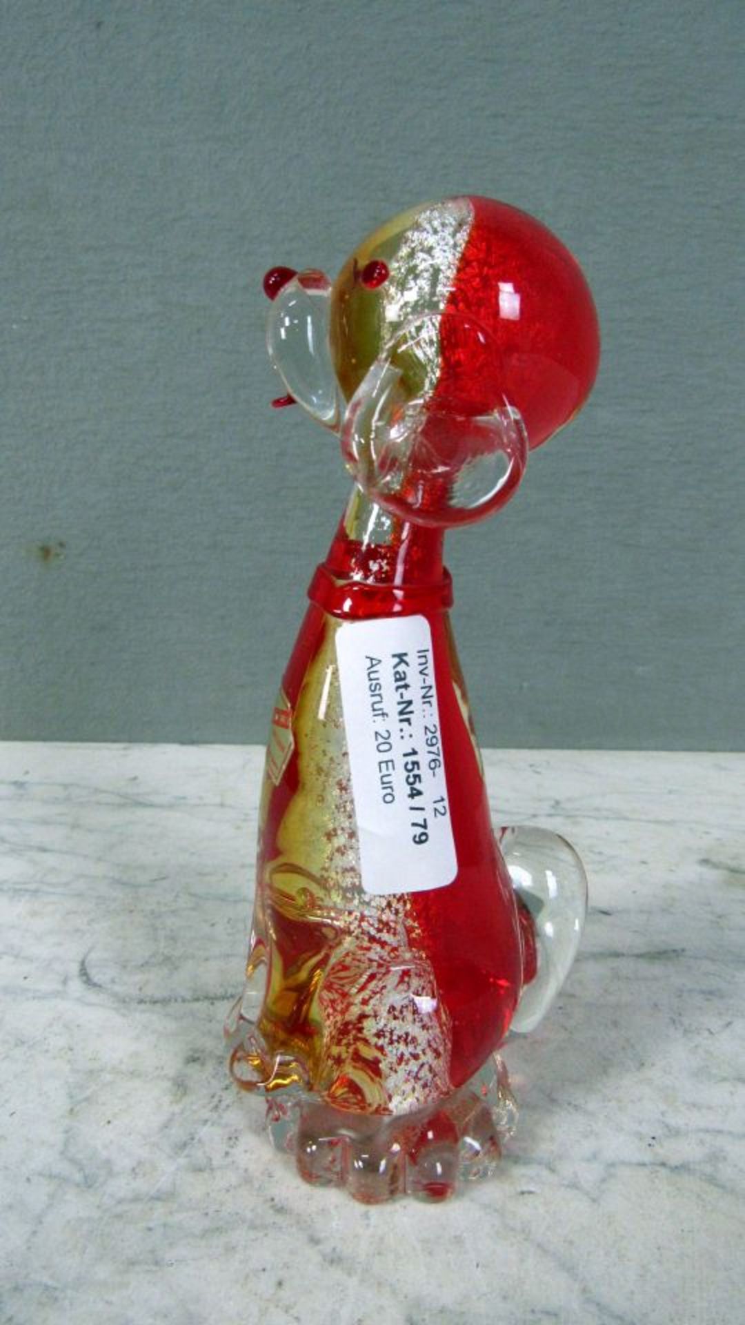 Skulptur sitzender Hund gelabelt - Bild 2 aus 5