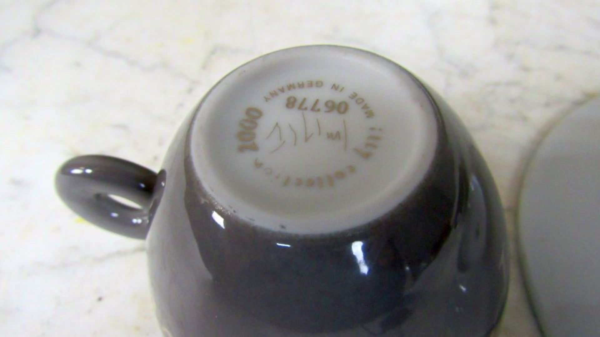 Aus Sammlungsauflösung Tassen Illy - Bild 7 aus 7