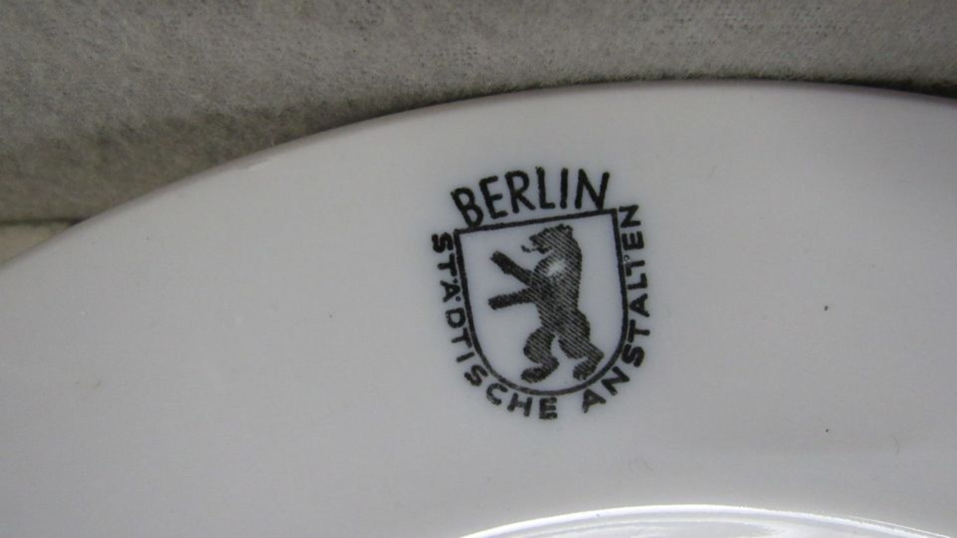 6 Porzellanteller KPM mit Logo - Bild 3 aus 7