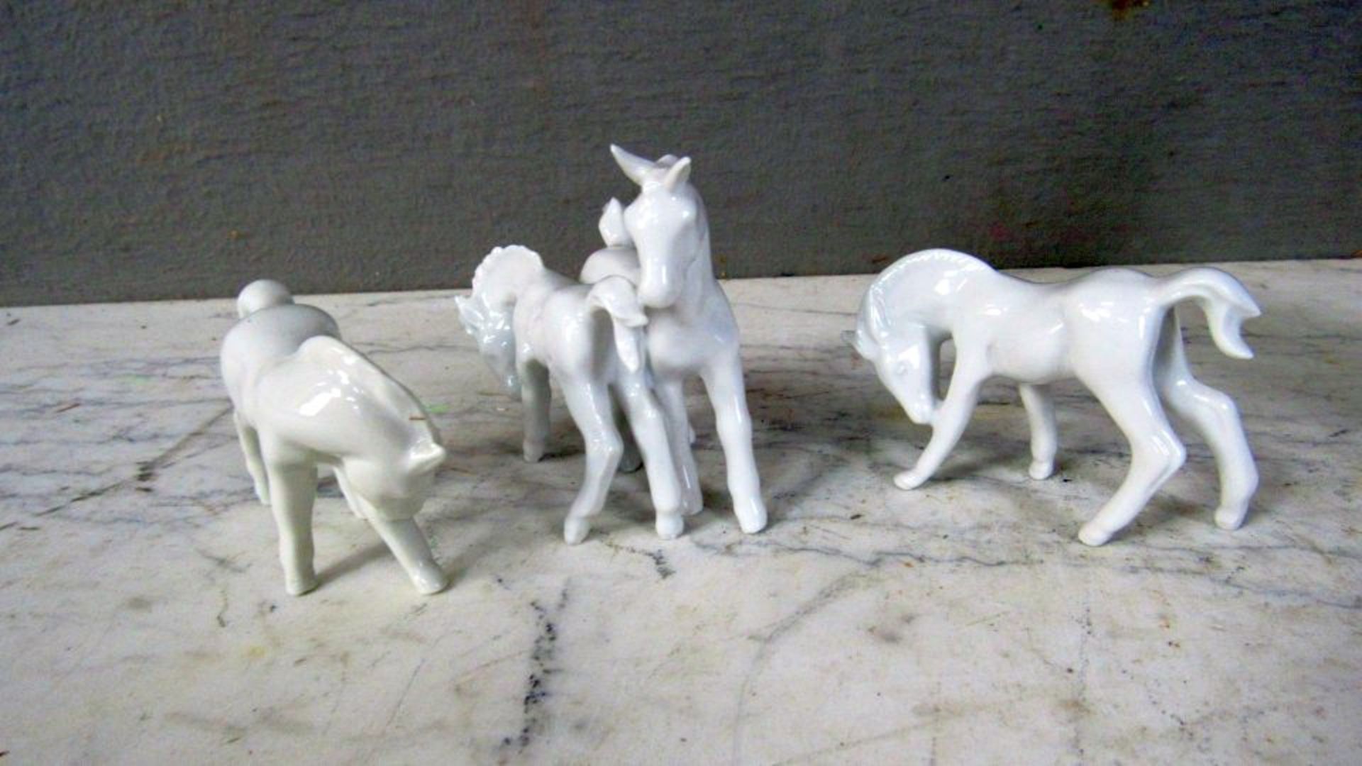 Konvolut diverse Porzellanfiguren - Bild 7 aus 10