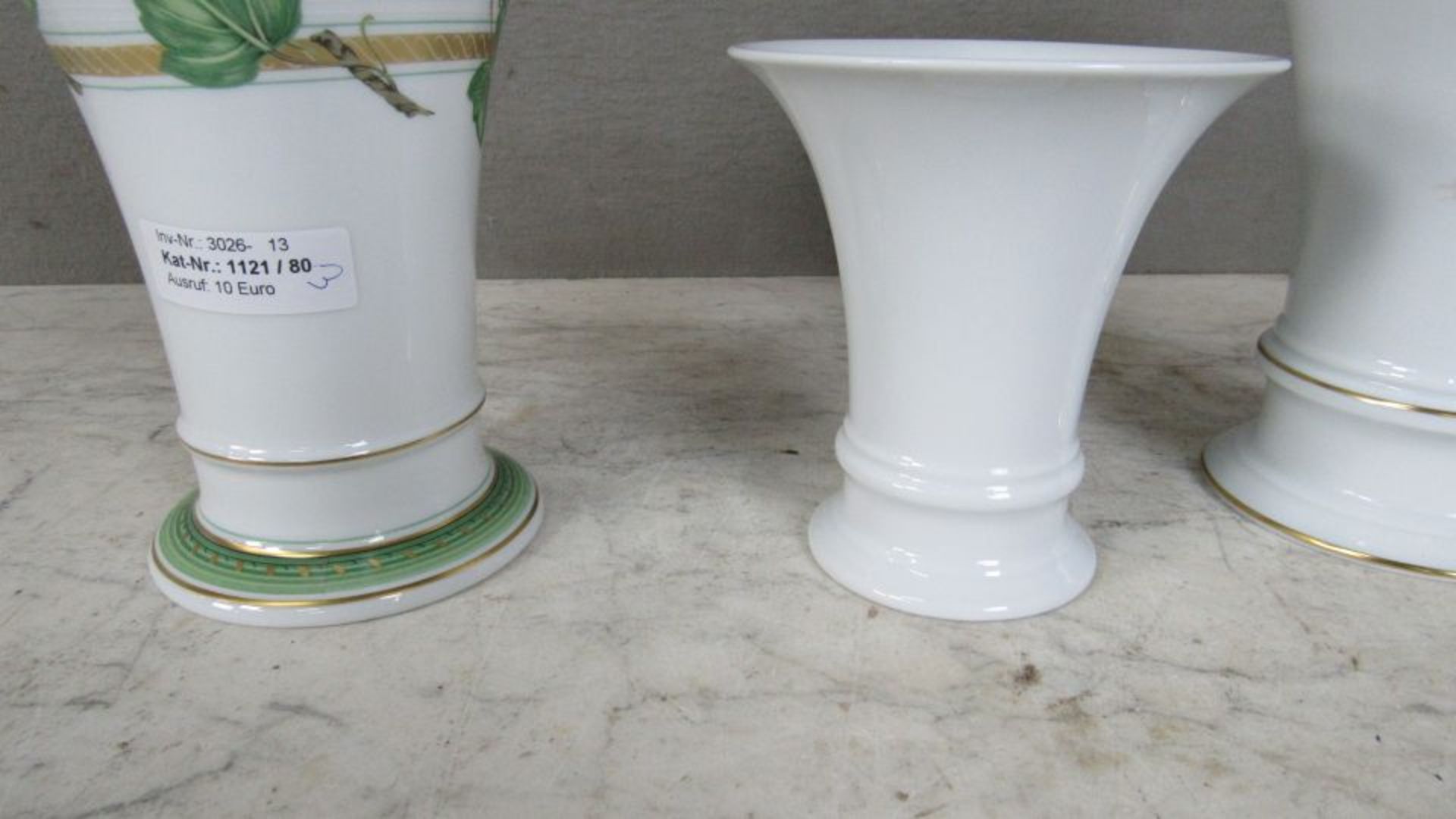 Drei Porzellanvasen Fürstenberg von - Bild 5 aus 8