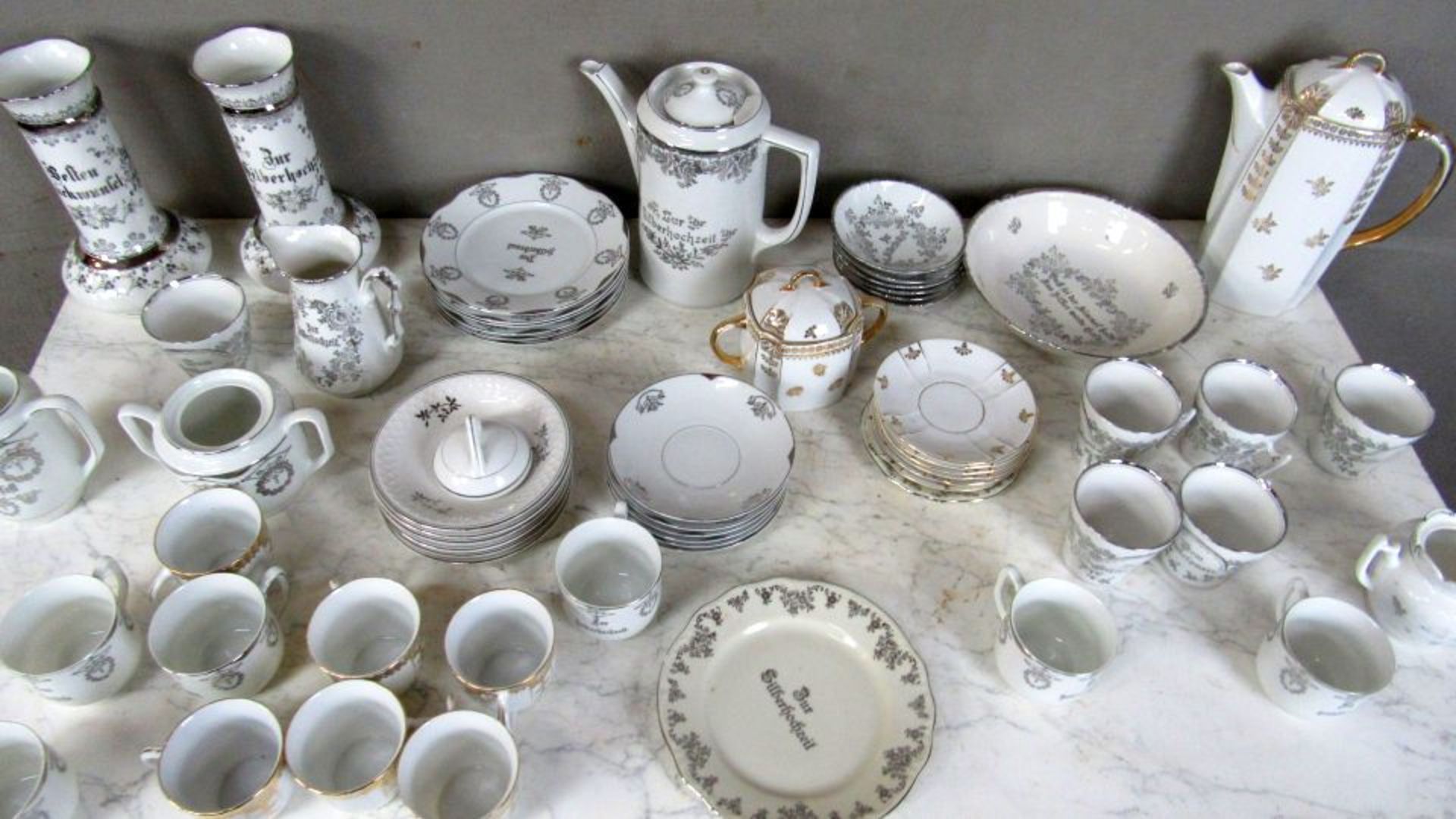 Interessantes Konvolut Porzellan zur - Bild 8 aus 8